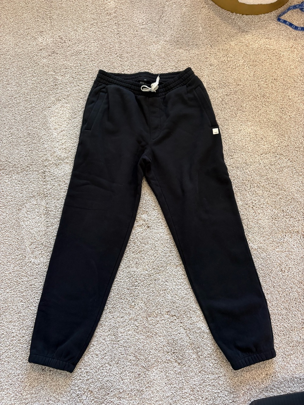 VUORI SEASIDE SWEATPANTS 28 INCHES long